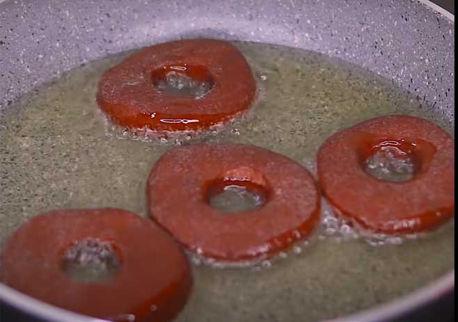 Fry The Donuts Into The Fry Pan