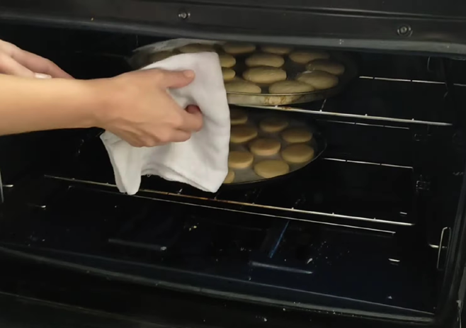 Bake the Cookies