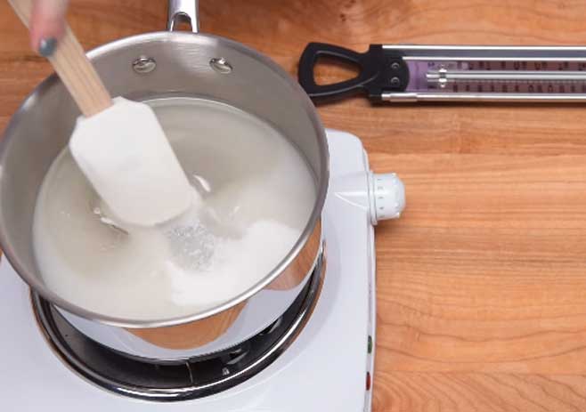 Play with the ingredients in a saucepan