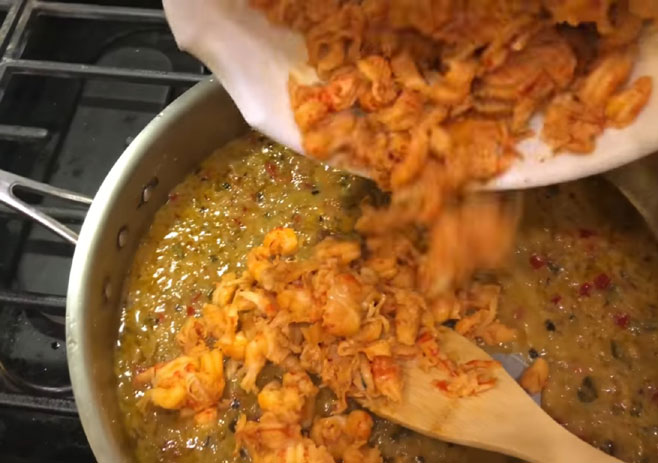 Popular Cajun Ninja Crawfish Etouffee Recipe » Drinks & Foods