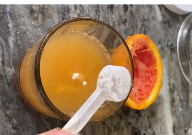 Add vitamin C powder