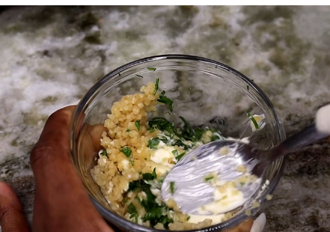 Make Butter garlic paste