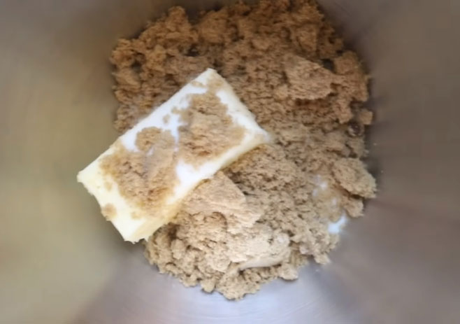 Mix Butter with White and brown sugar