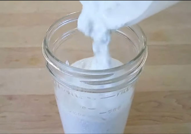 Pour the cheese dressing inside a dressing jar