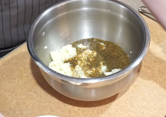 Add the egg seasonings to the riced cauliflower