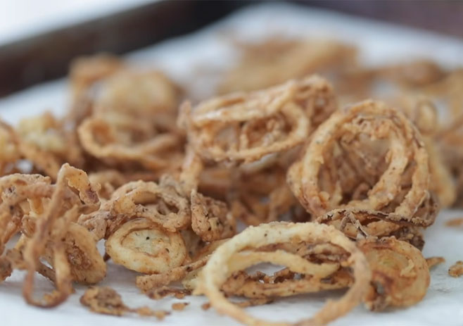 Make crispy onion rings