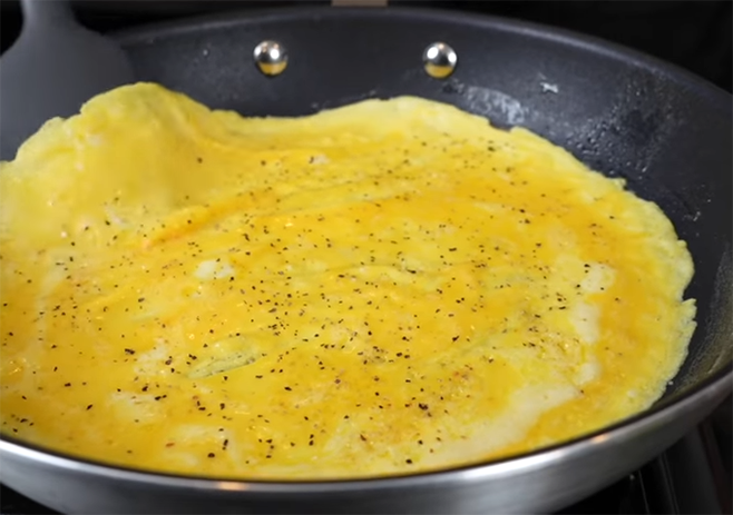 Make an egg omelet