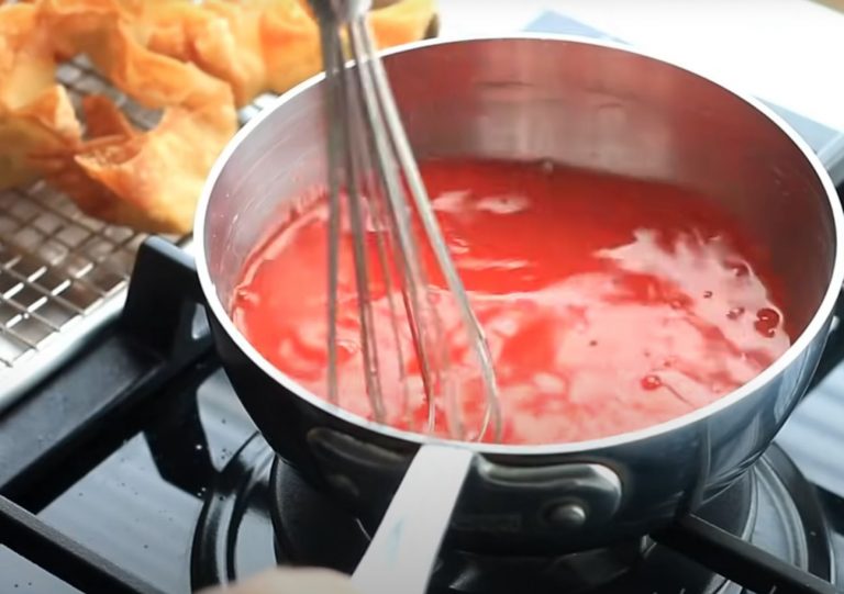 Cook the sauce for a few minutes