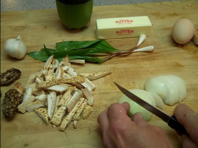 chopping-onions