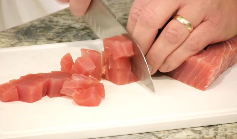 Cut the Ahi tuna