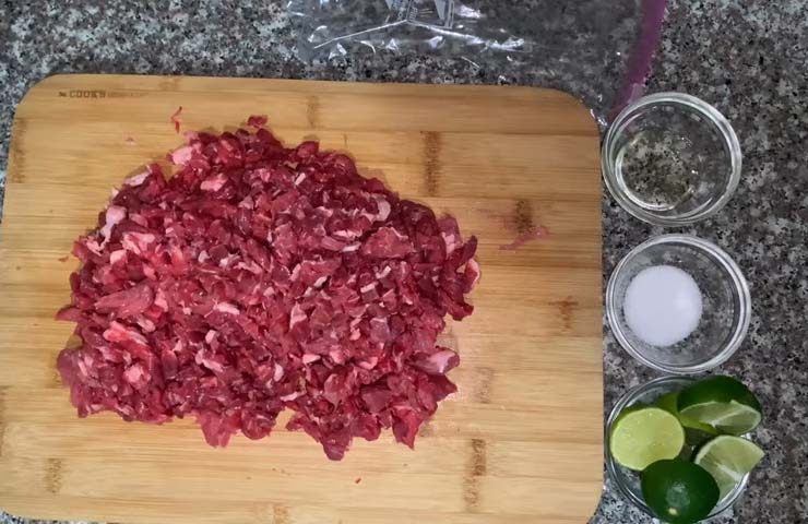 cut the meat