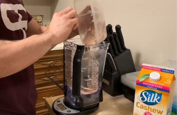 Step 2: Add the mixture to the blender 